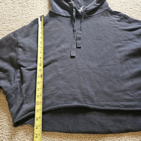FRAME Crop Easy Hoodie in Faded Noir Large - Picture 7 of 8
